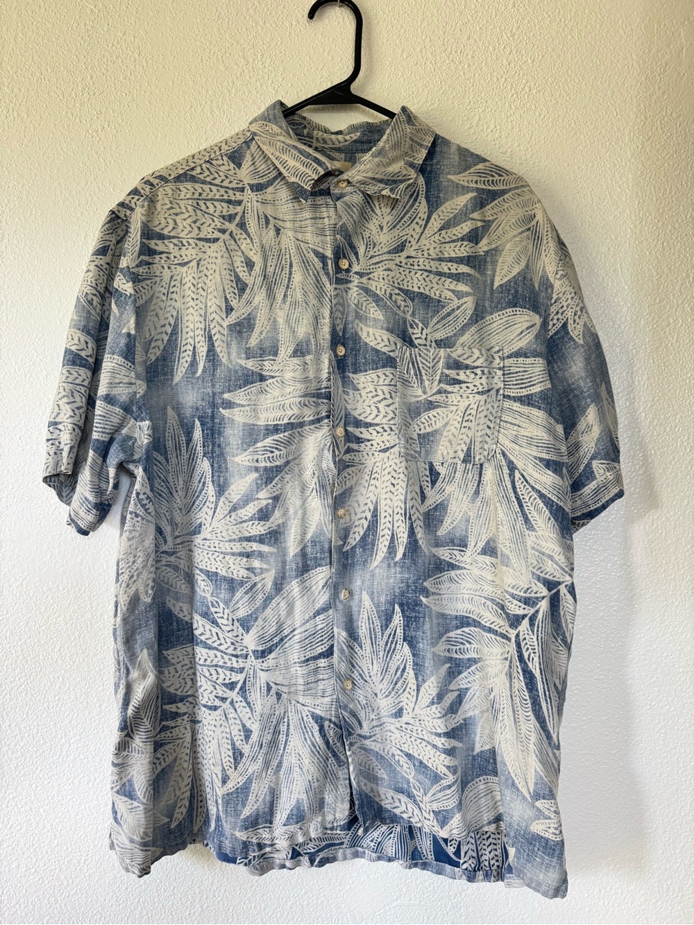 Tasso Elba silk and linen Hawaiian button up